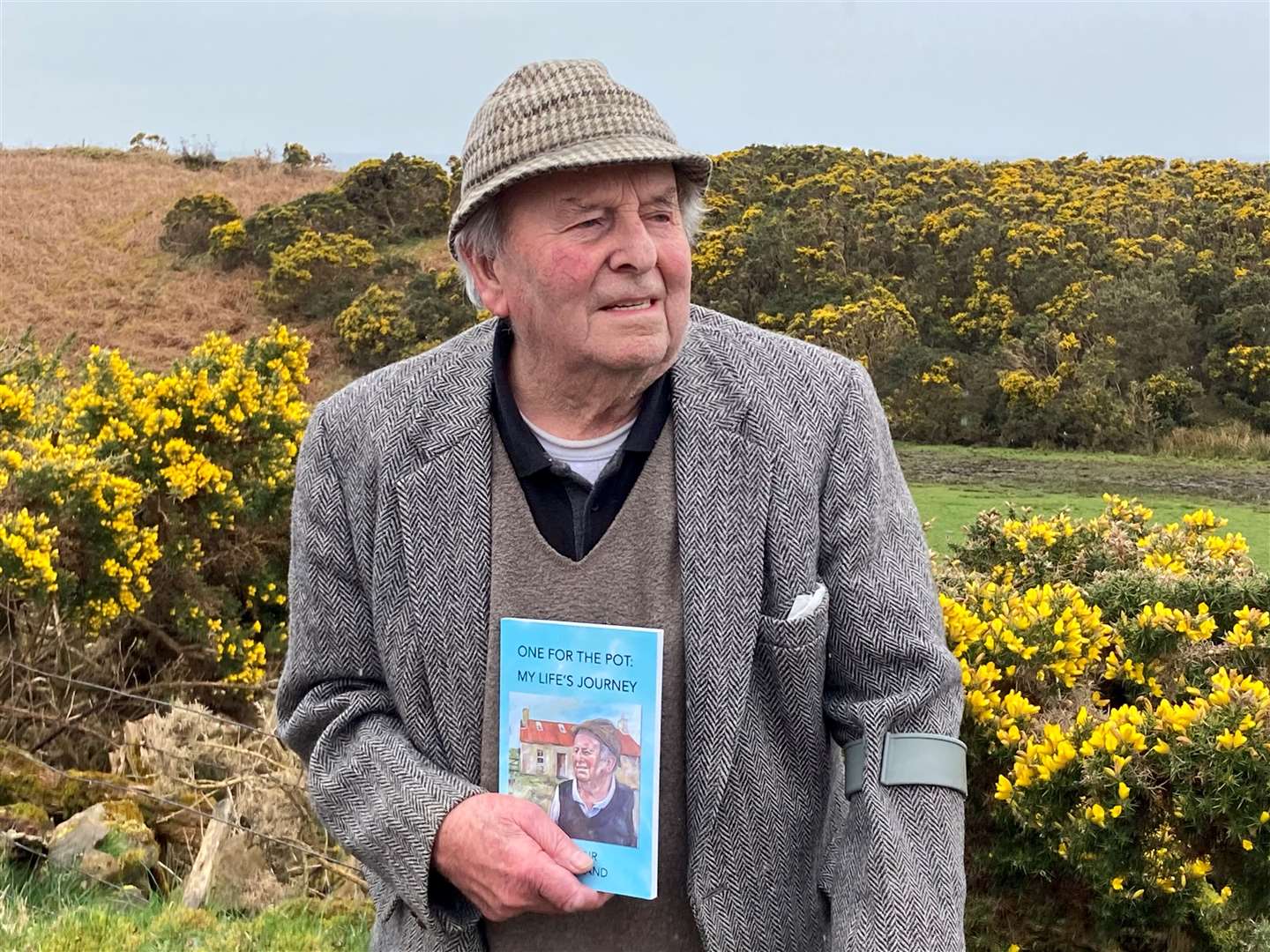 Alisdair Sutherland (94) is a "gifted story-teller with a phenomenal memory".