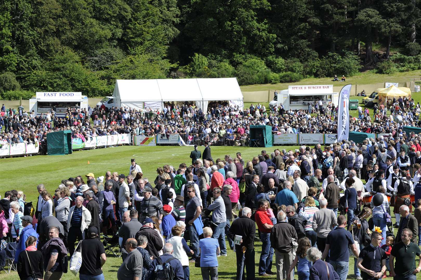 Crowds gather at Piping Hot in Grant Park, Forres, in 2014. Picture: Daniel Forsyth