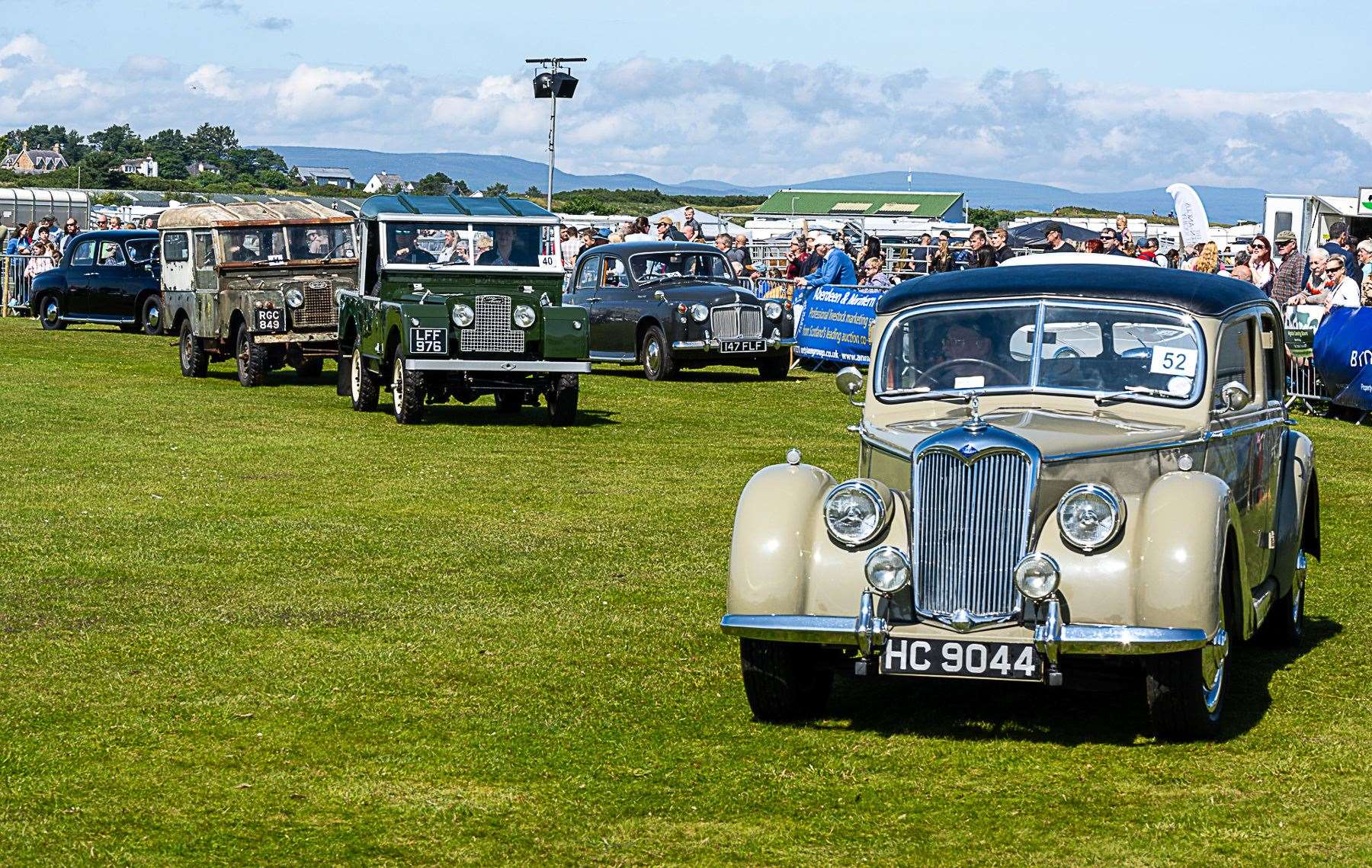Vintage car parade. Photo: East Sutherland Camera Club