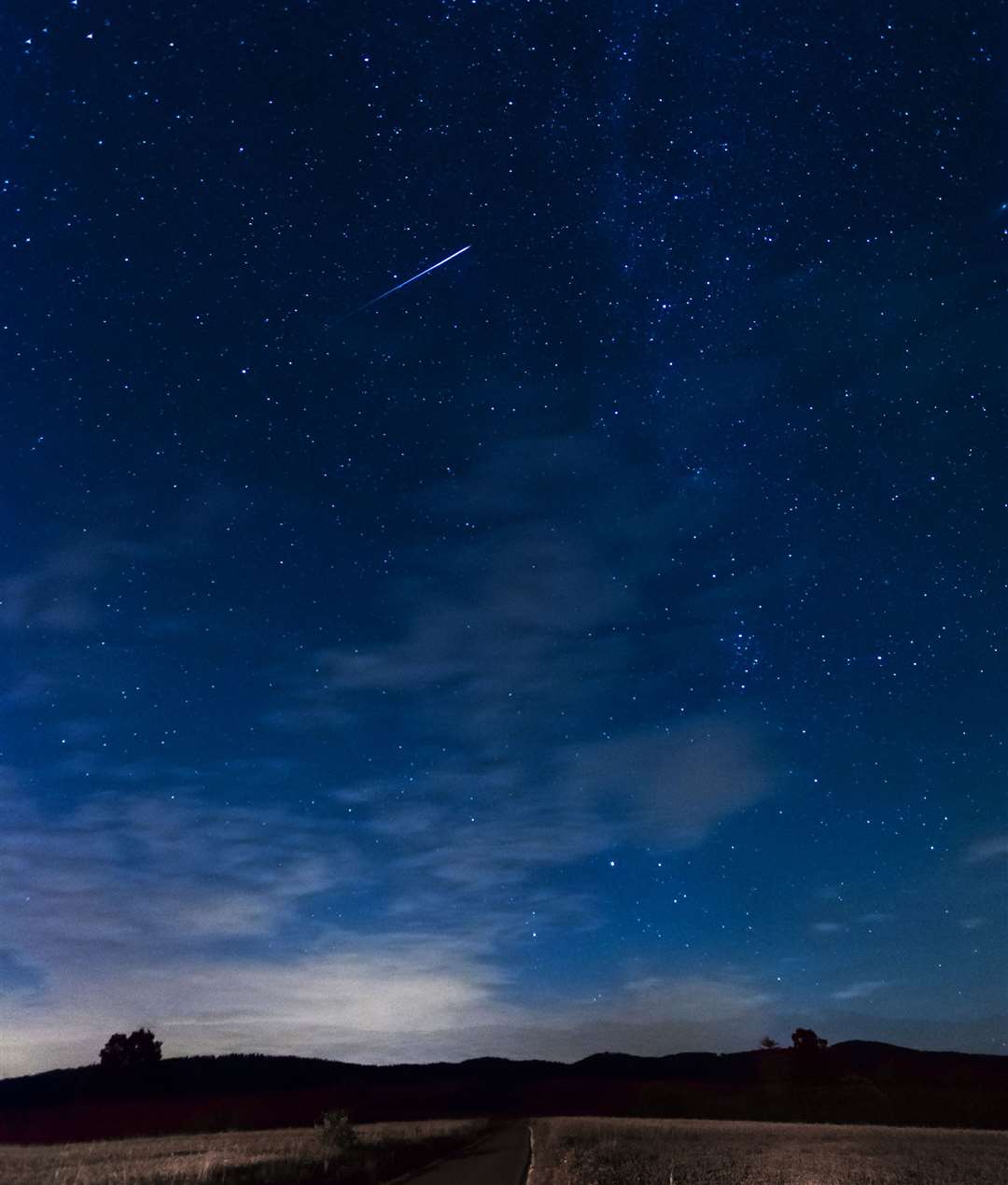 Will you spot a meteor this month? Picture: Jacek Halicki / CC BY-SA (https://creativecommons.org/licenses/by-sa/4.0)