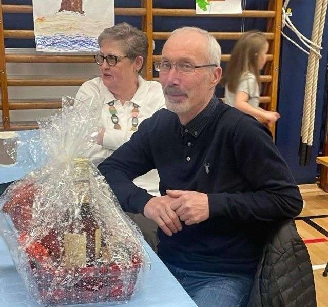 There were four winners – adults Ina Macpherson and Donnie Murray and juniors Ailsa Shaw and Shay Cowie. There was also a booby prize of a neep for the person with the lowest score!