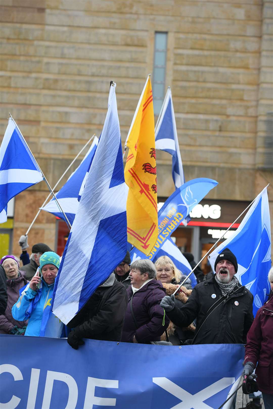 Scottish flags and 'Yes' flags. Picture: James Mackenzie