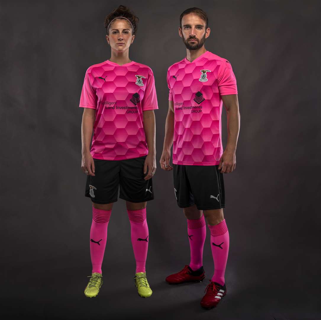 Inverness Caledonian Thistle launch new pink PUMA away kit with players Sean Welsh and Natalie Bodiam. Picture: Trevor Martin
