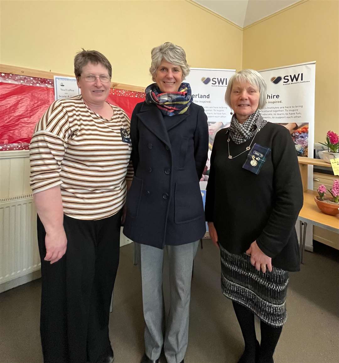 Lord Lieutentant of Ross and Cromarty Joanie Whiteford flanked by Federation secretary Christine Pokernecki and (right) chairman Ann McGhee.