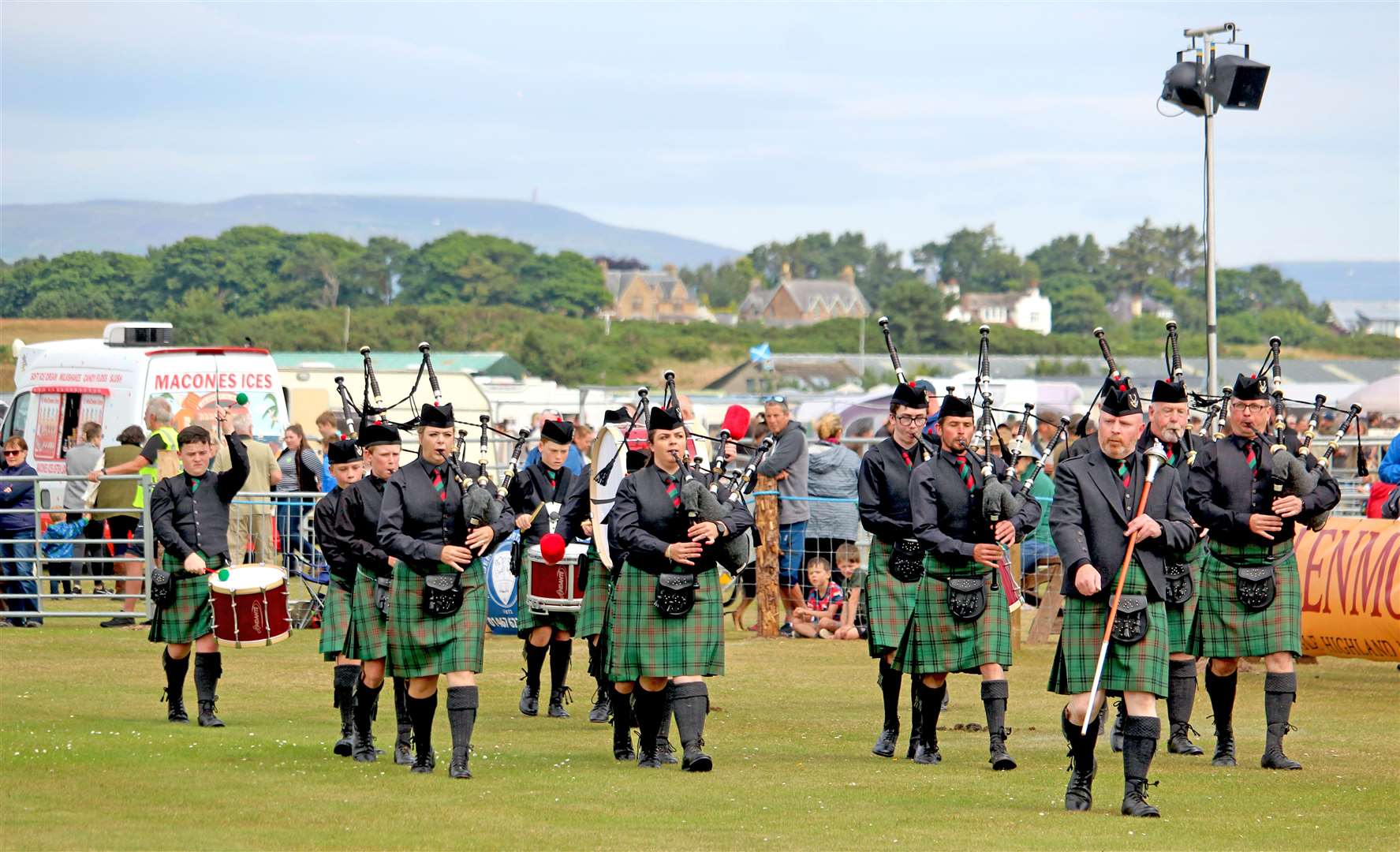 Ardross Pipe Band Parade. Photo: Niall Harkiss