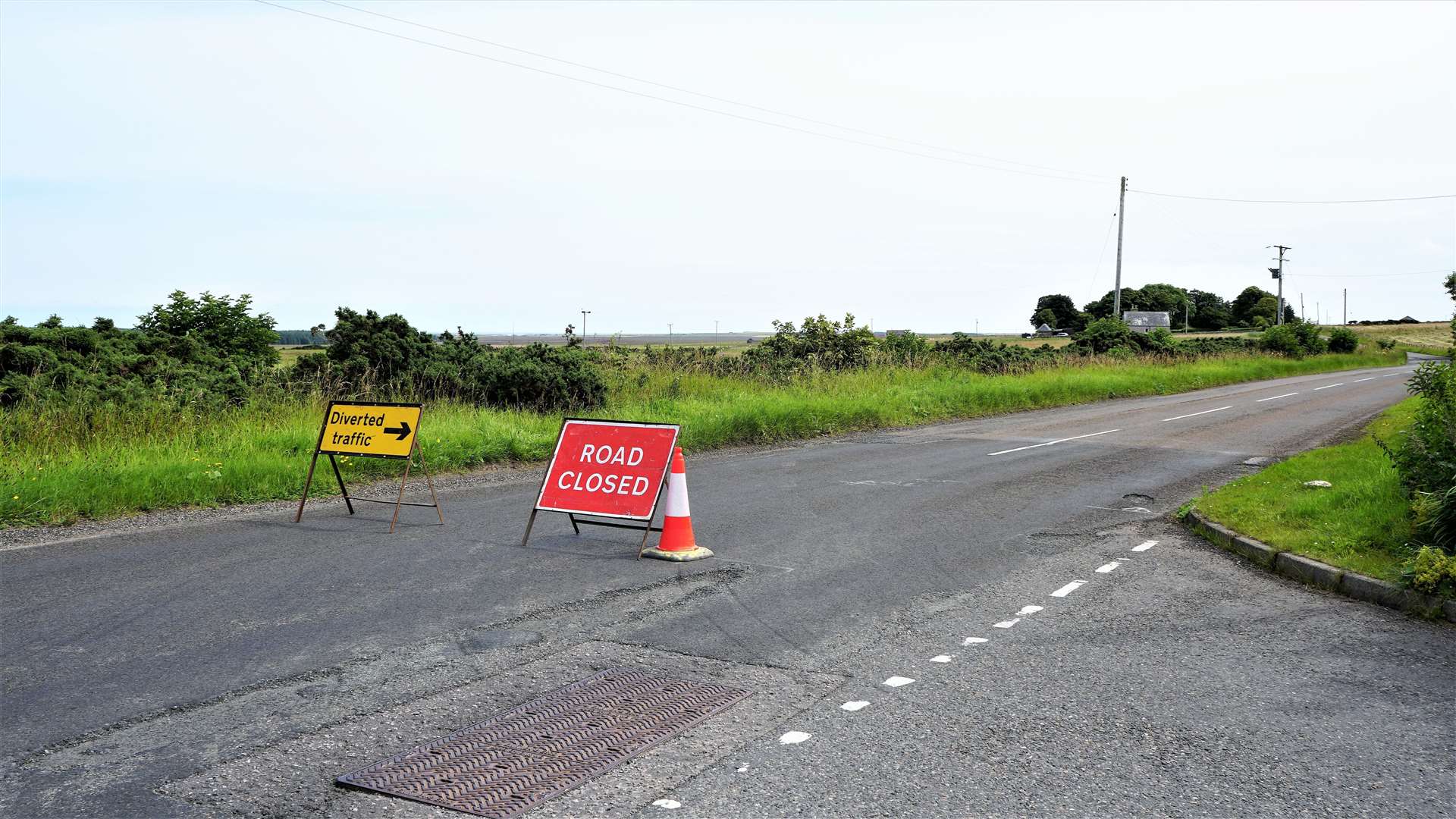 Diversion sign on the B876 near Killimster on Saturday. The accident occurred close to this junction. Picture: DGS