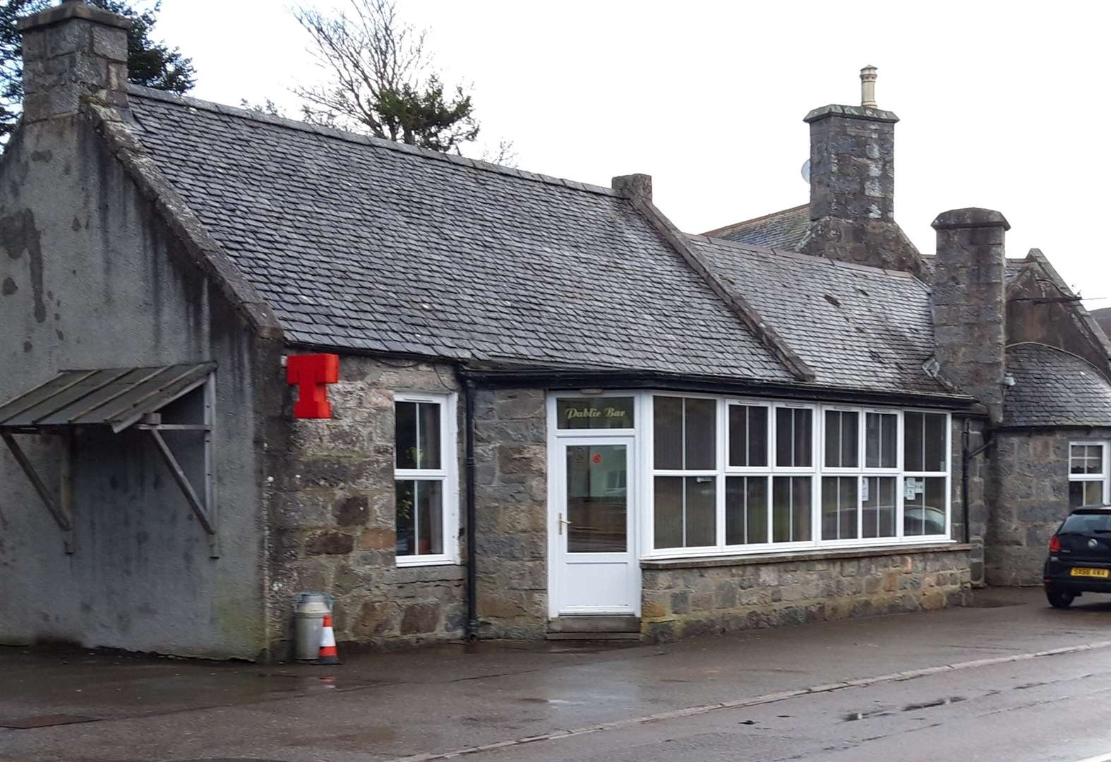 Community council chairman welcomes sale of Rogart hostelry