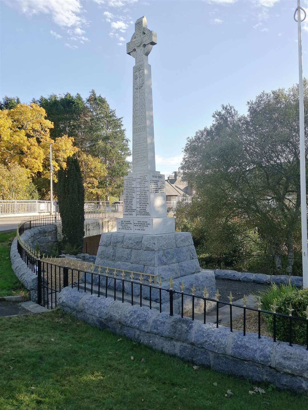 Rogart War Memorial has been refurbished thanks to community benefit funding from local wind farms.