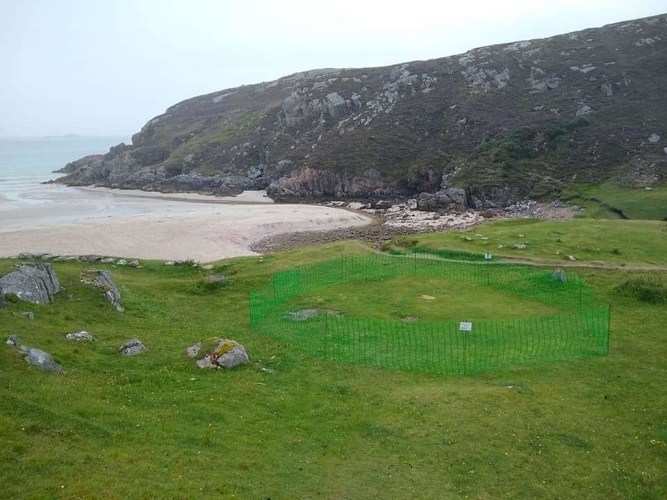 Fencing has been erected at Ceannabeinne beach to allow damaged vegetation to recover.