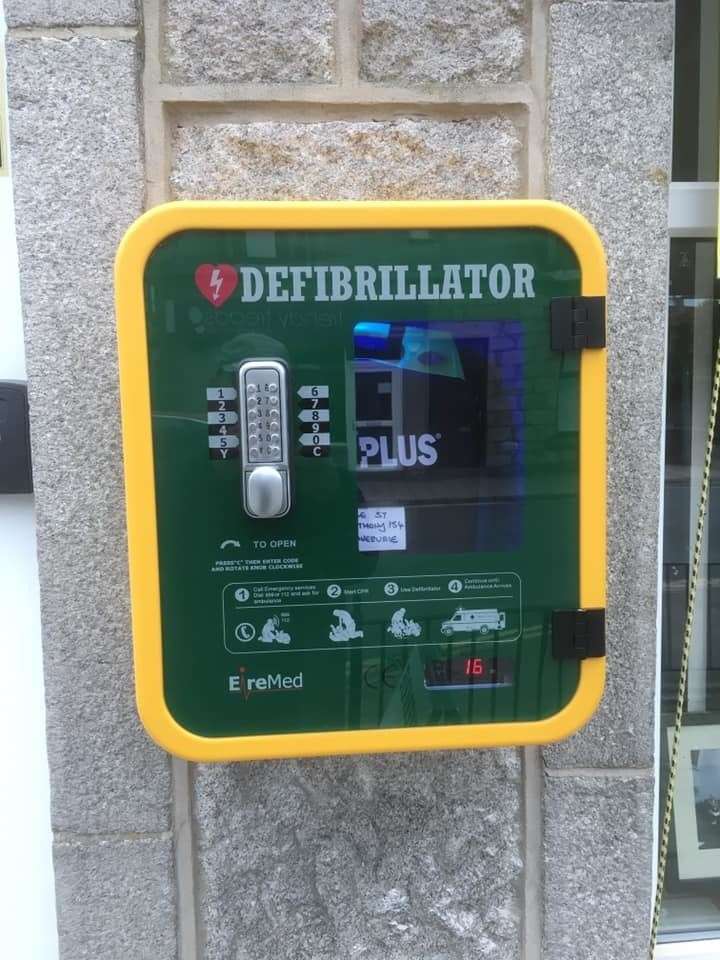 Call for defibrillator owners throughout the |Highlands to register their devices on a national database.