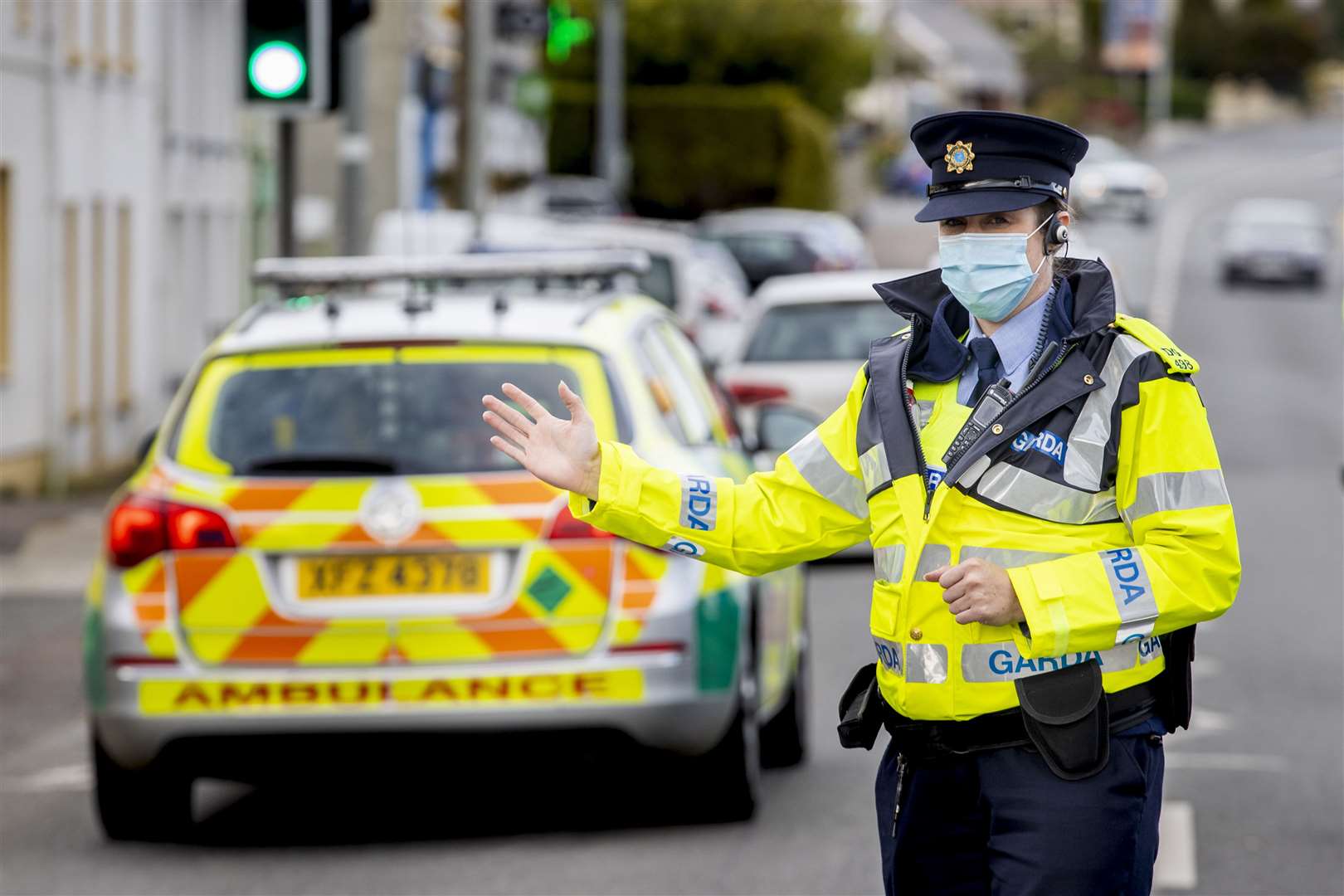 Members of An Garda Siochana performing random vehicle checks in the village of Muff, County Donegal, on the border with Northern Ireland (Liam McBurney/PA)
