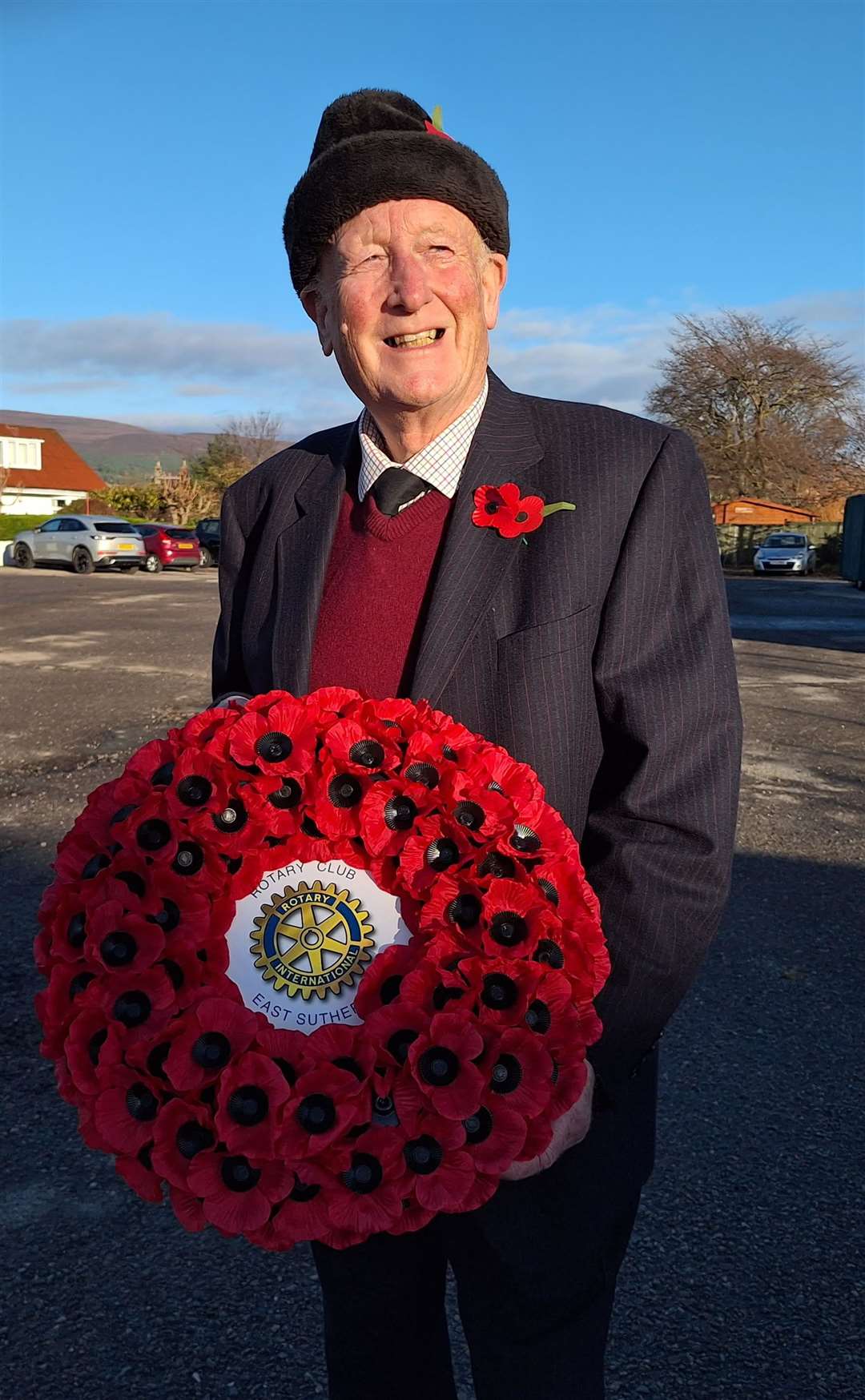 Alistair Risk laid a wreath on behalf of the Rotary Club of East Sutherland. The club lays six wreaths every year at Brors, Dornoch, Golspie, Helmsdale, Lairg and Bonar Bridge.
