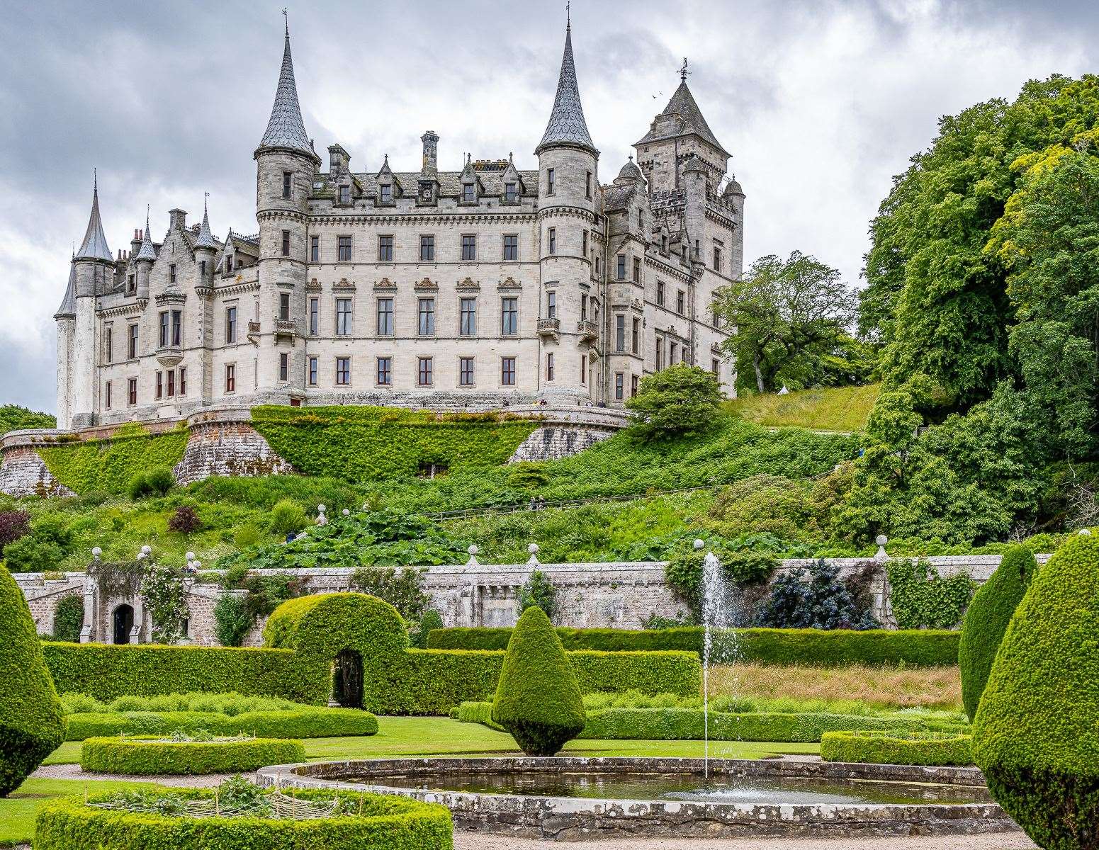 A perfect setting: The party was held in the gardens at Dunrobin Castle. Picture: East Sutherland Camera Club.