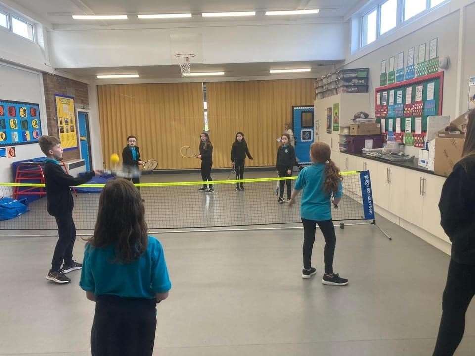 Tennis with p4-8.
