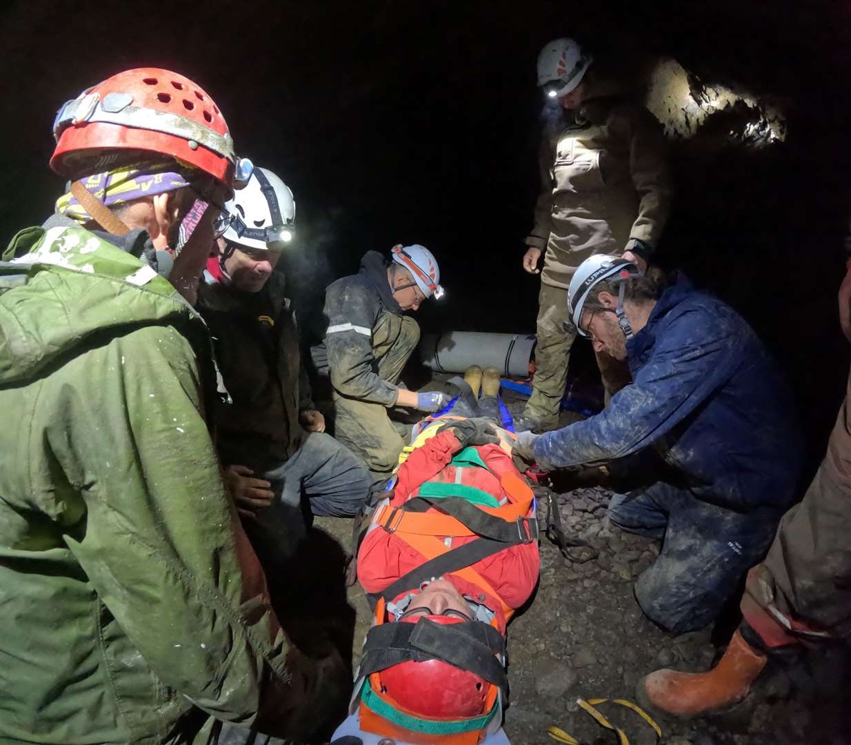In the event of an emergency underground, Assynt MRT would support Scottish Cave Rescue Organisation in above and below ground rescue management.